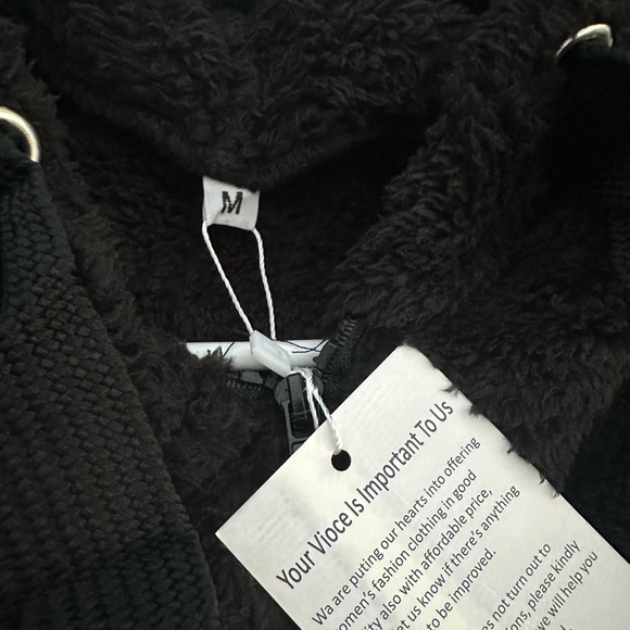 NWT - Picture 2 of 2